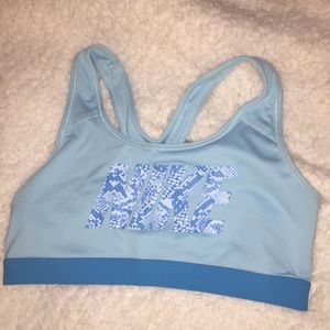 ✨Final Sale✨NIKE sports bra